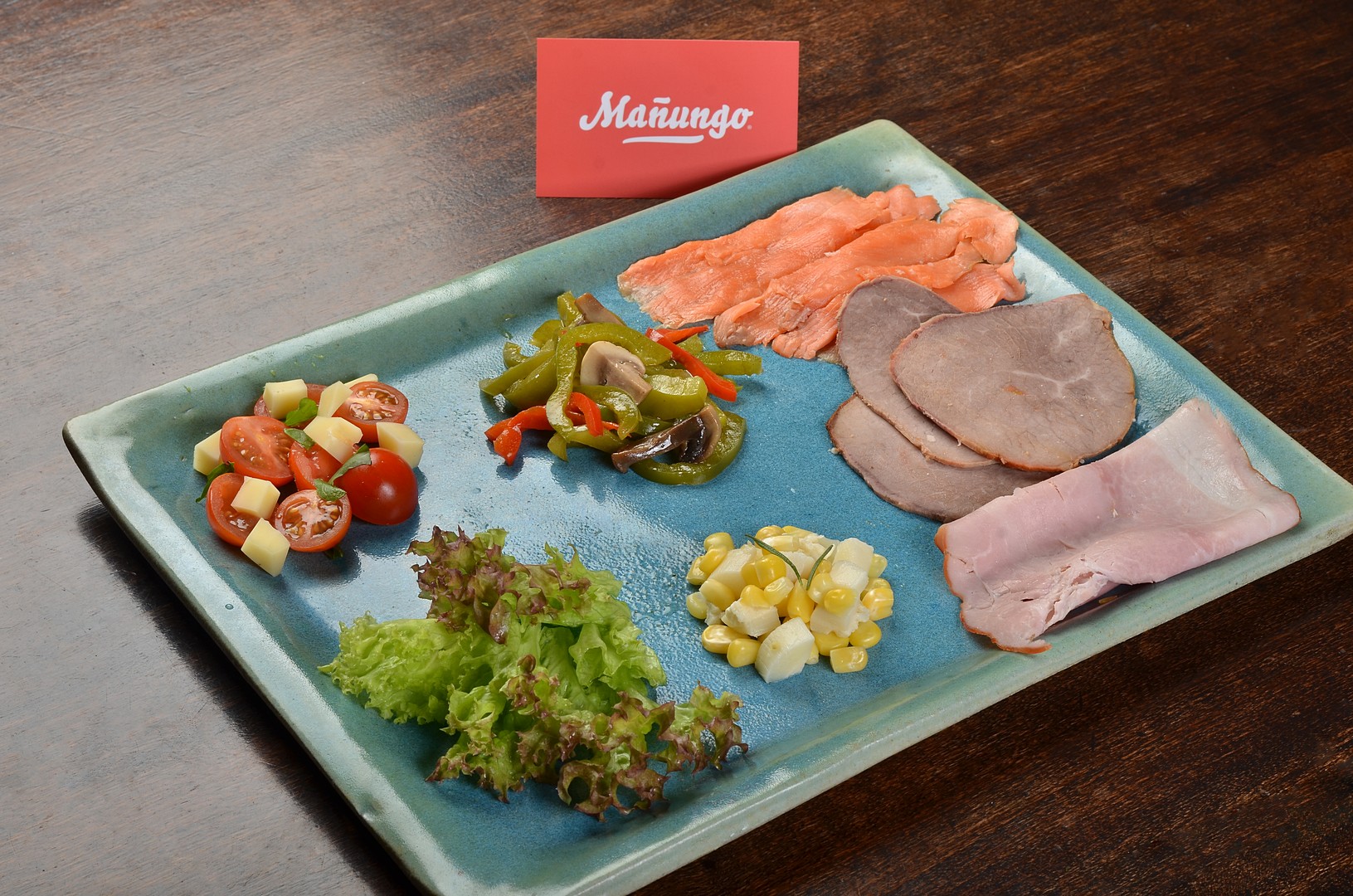 Buffet_frío_de_carnes_y_ensaladas_2